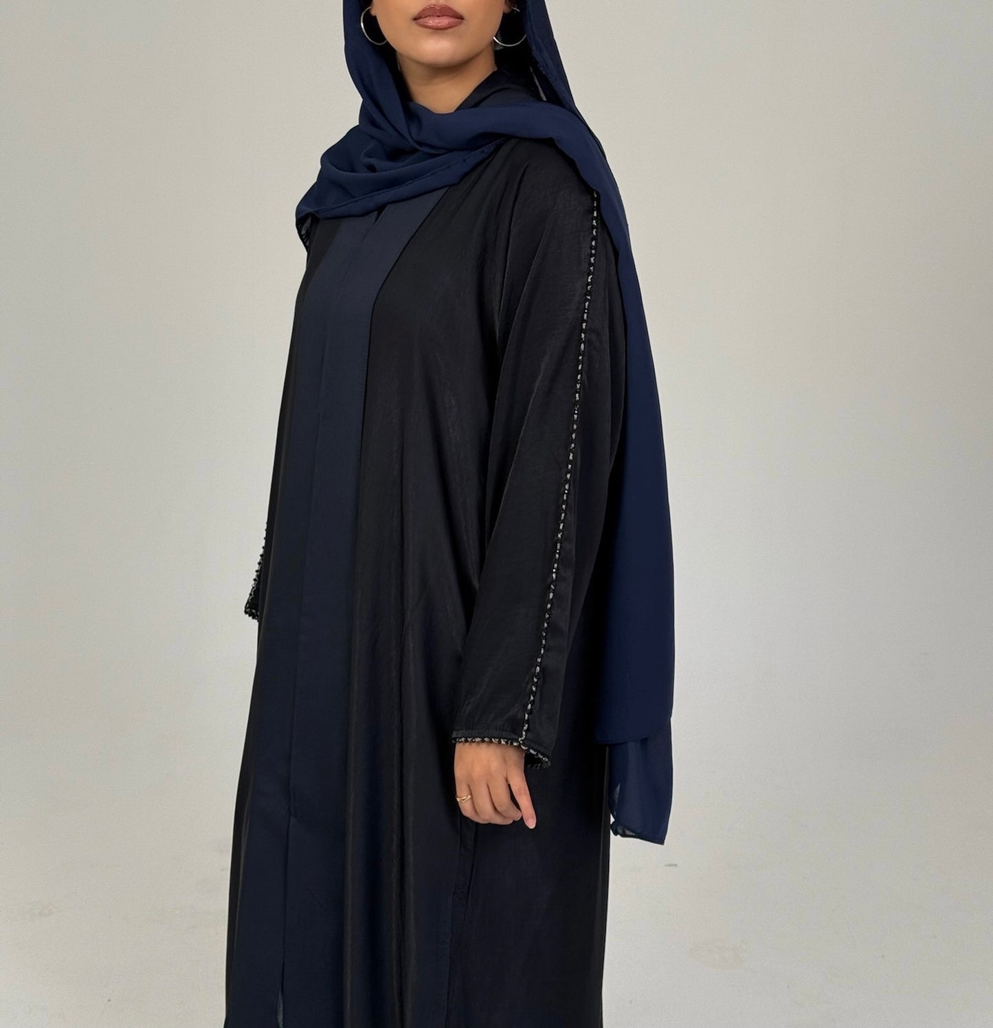 Noor Al-Layl Abaya